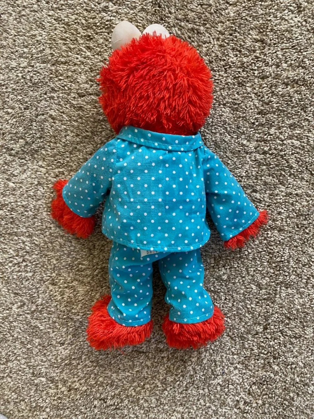 Gund Elmo Plush Toy 14'' Dressed in Blue/White Dots Pajamas w/o Flashlight
